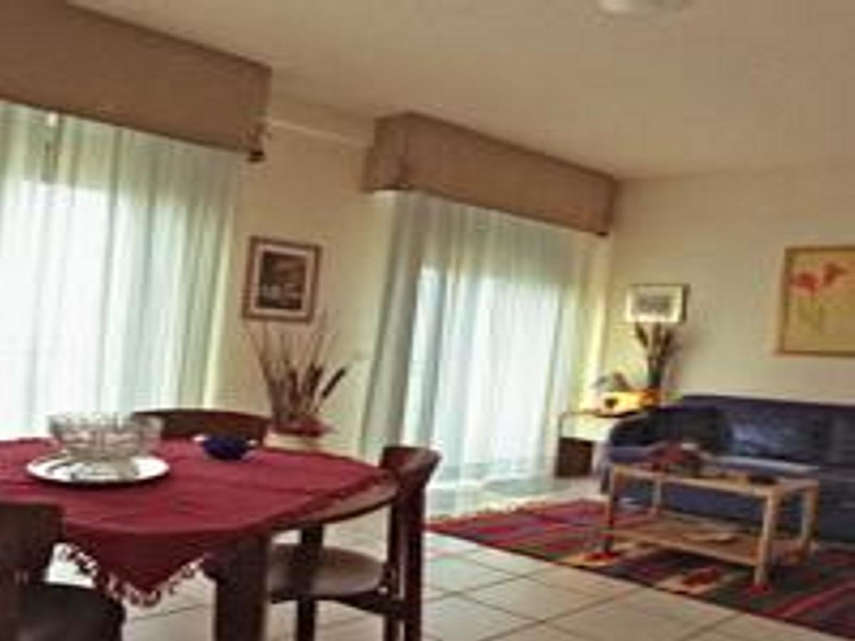 Residence Darsena Cattolica Kültér fotó